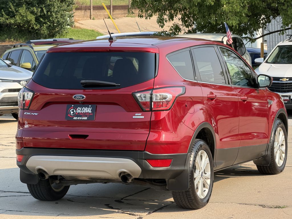 Photo 6 of this FORD ESCAPE
