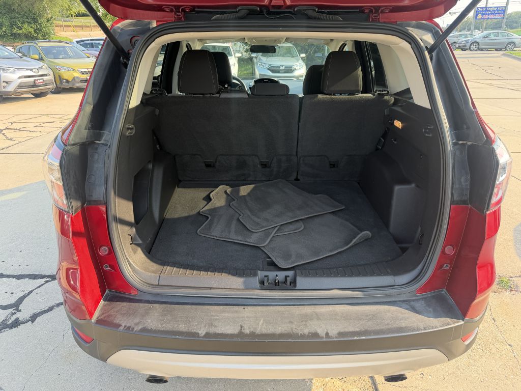 Photo 8 of this FORD ESCAPE