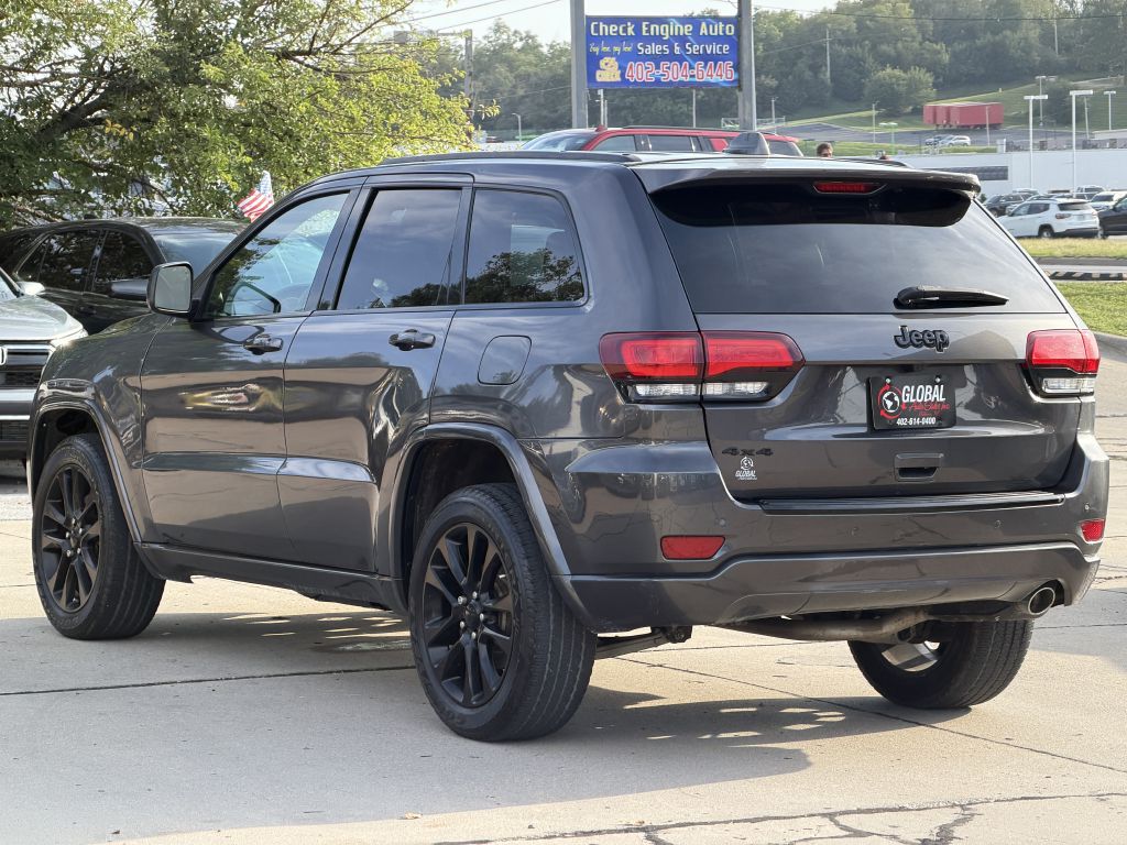 Photo 5 of this JEEP GRAND CHEROKEE