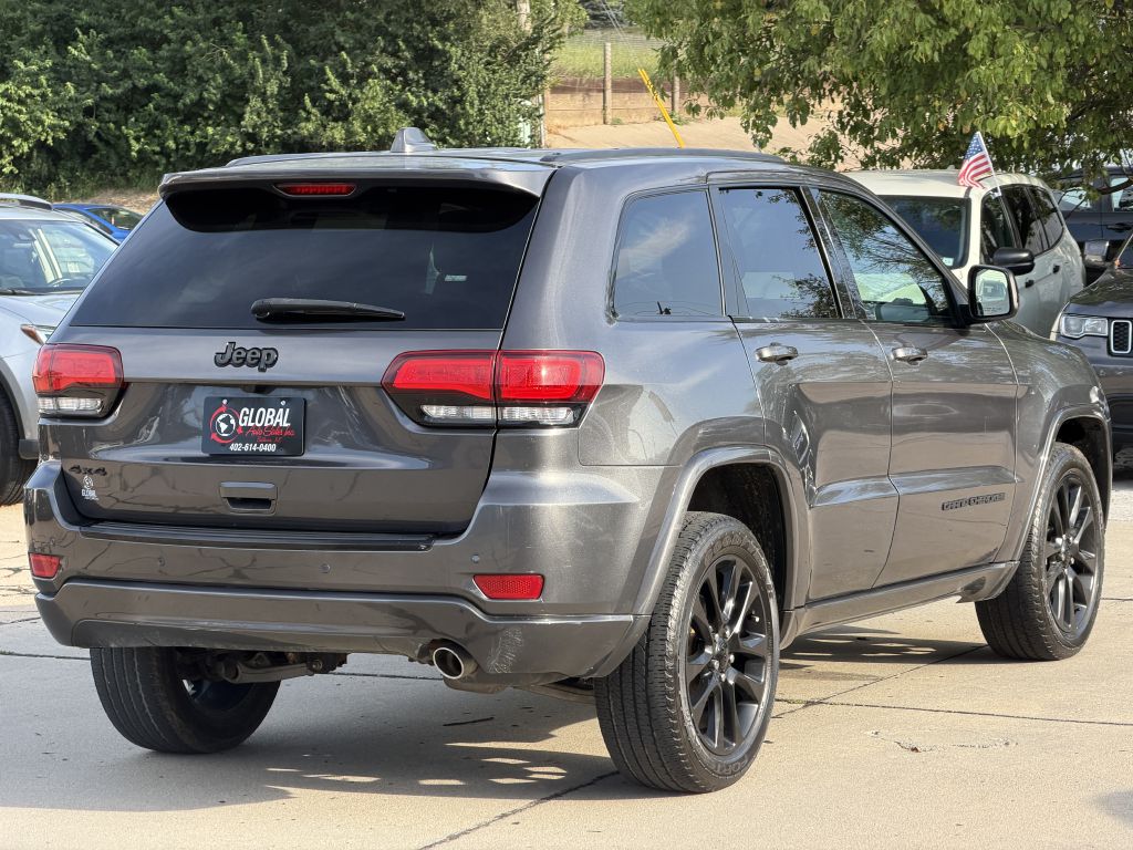 Photo 6 of this JEEP GRAND CHEROKEE