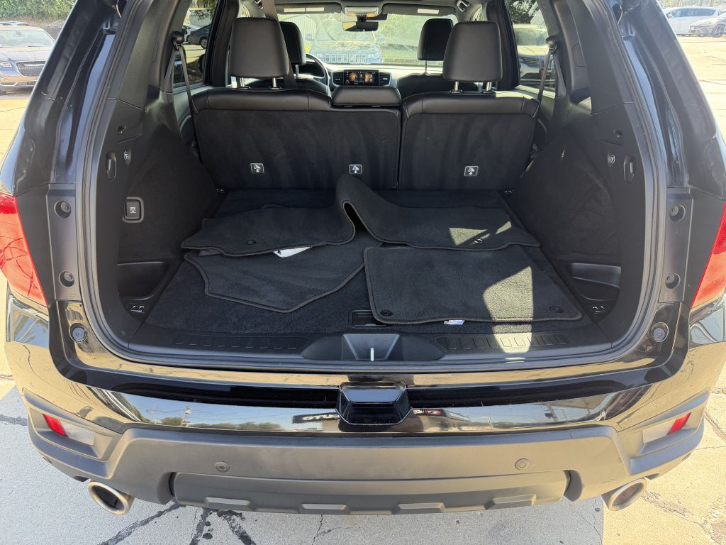 Photo 8 of this HONDA PASSPORT EX-L