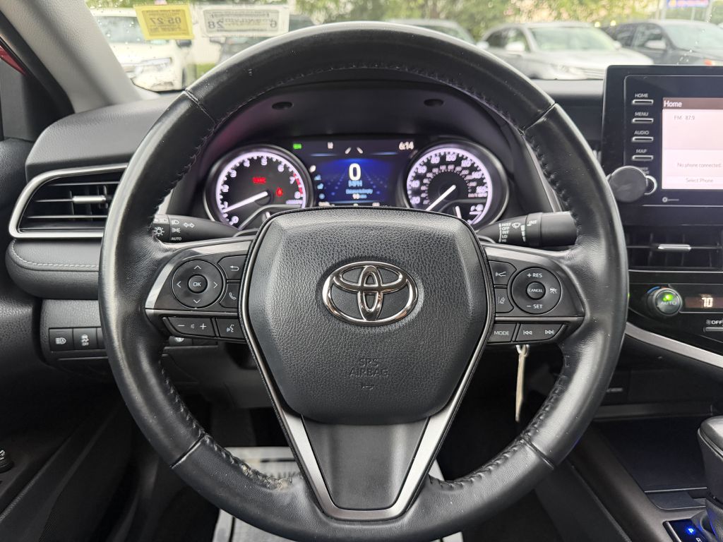 Photo 13 of this TOYOTA CAMRY