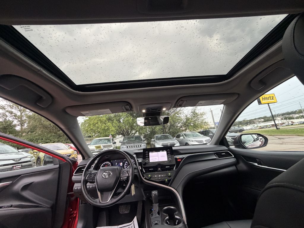 Photo 21 of this TOYOTA CAMRY