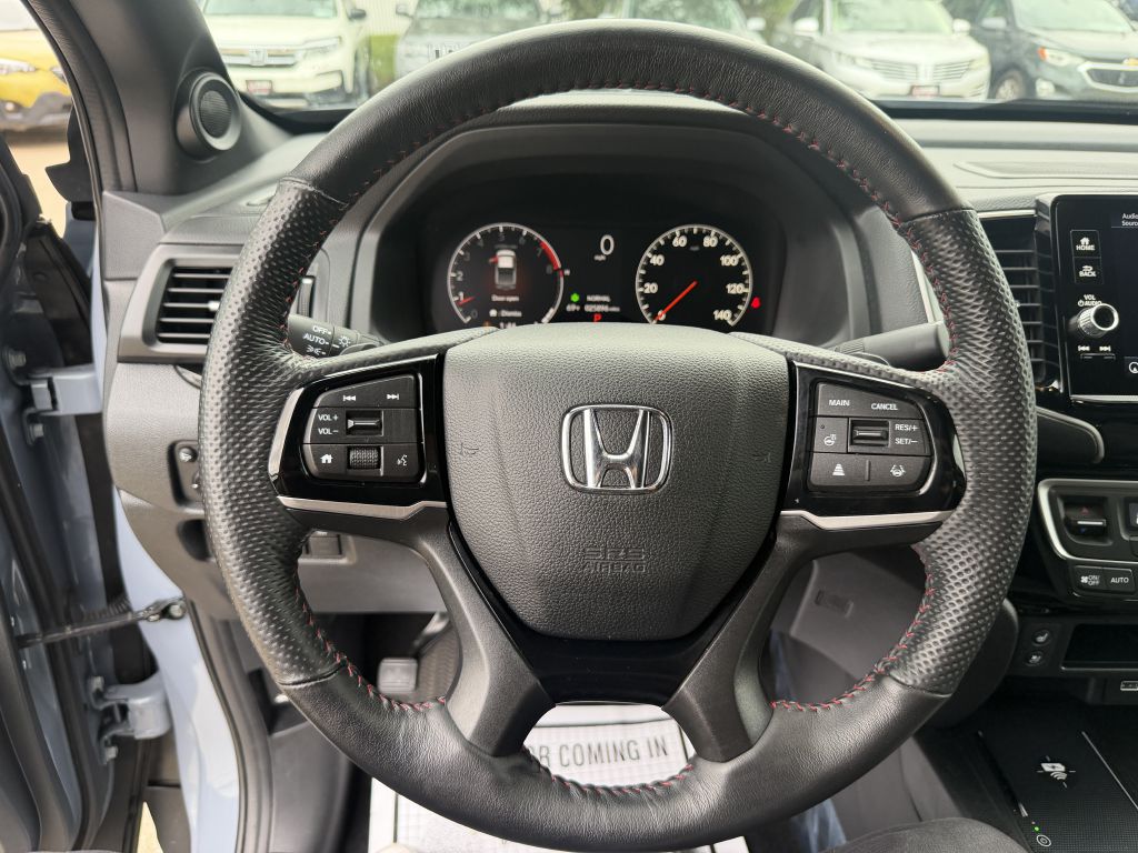 Photo 13 of this HONDA RIDGELINE