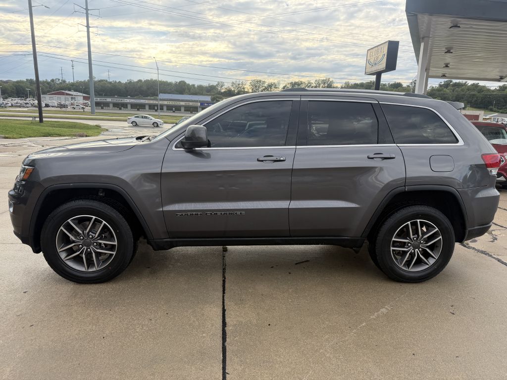 Photo 4 of this JEEP GRAND CHEROKEE
