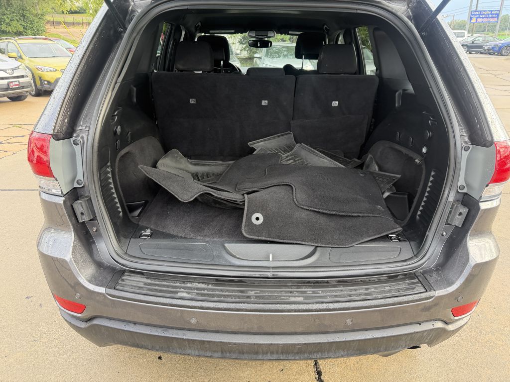 Photo 8 of this JEEP GRAND CHEROKEE