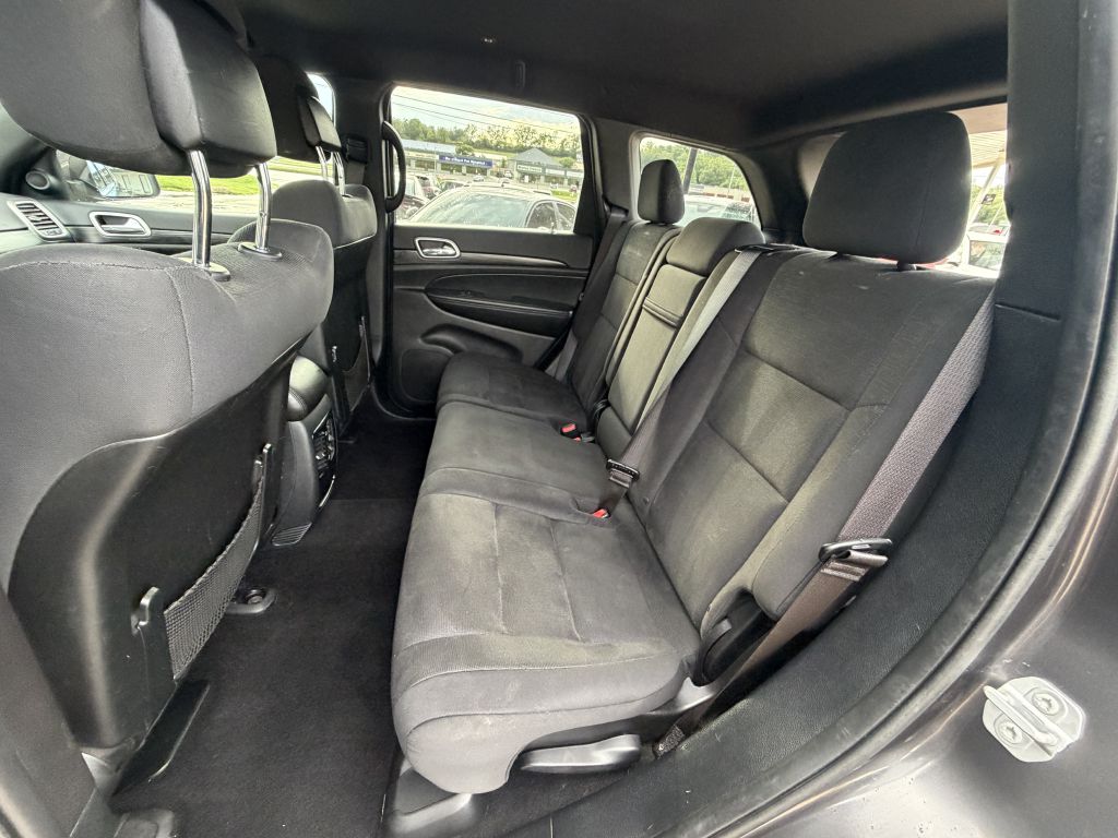 Photo 11 of this JEEP GRAND CHEROKEE