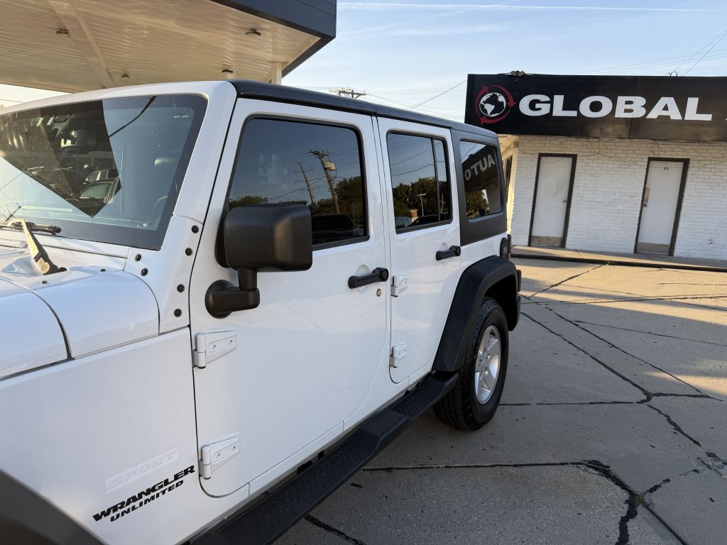 Photo 20 of this JEEP WRANGLER UNLIMI