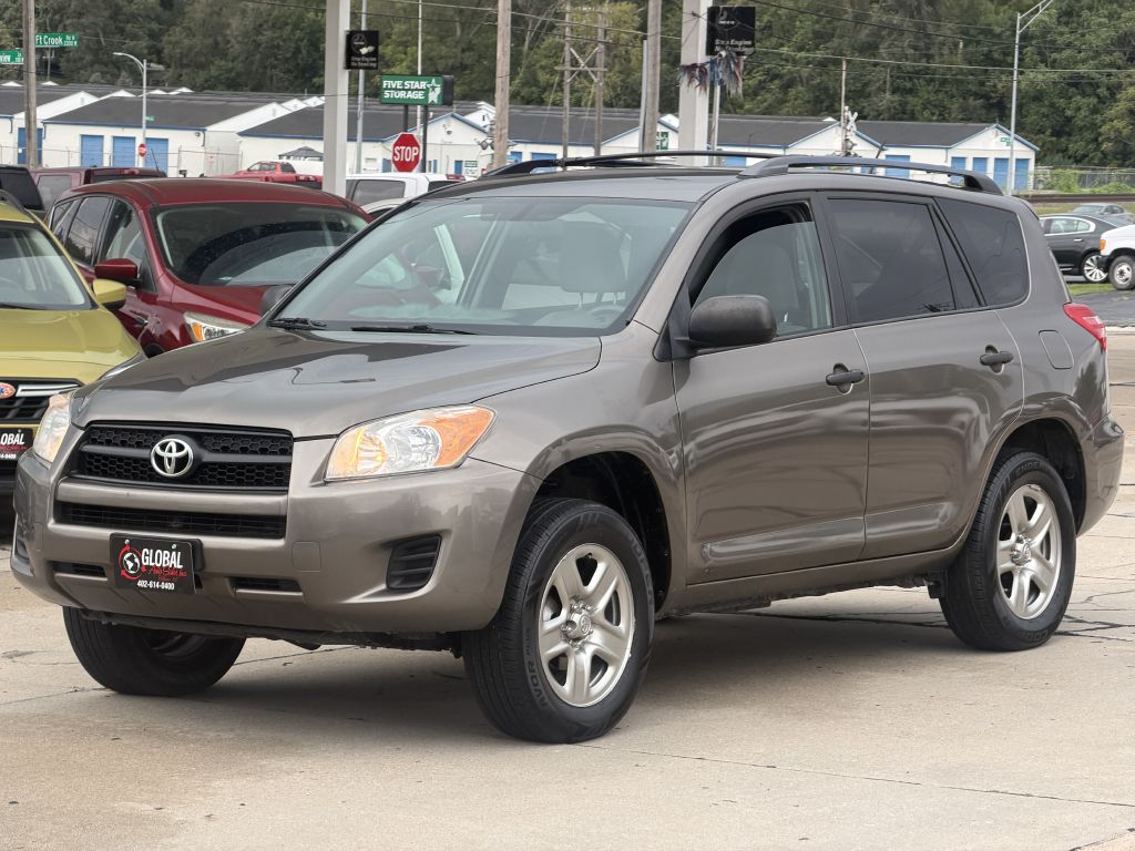 Photo 3 of this TOYOTA RAV4