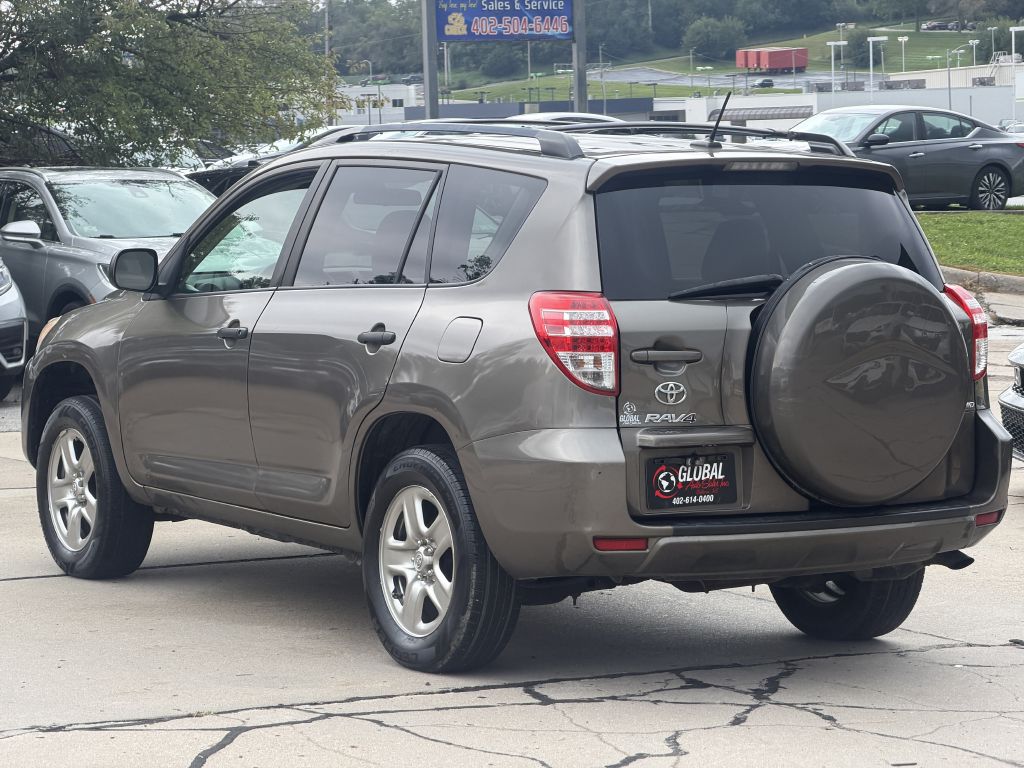 Photo 5 of this TOYOTA RAV4