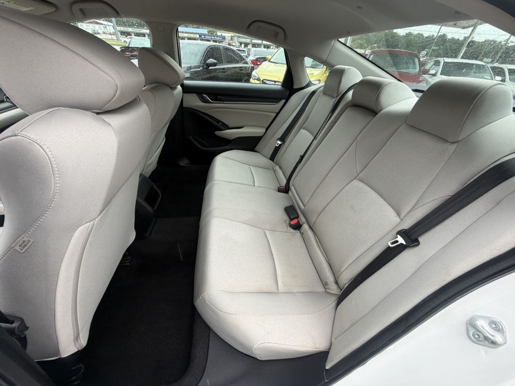 Photo 11 of this HONDA ACCORD