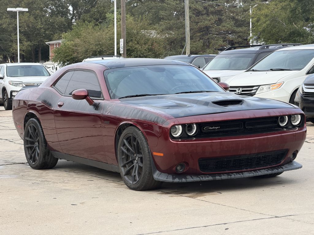 Photo 2 of this DODGE CHALLENGER