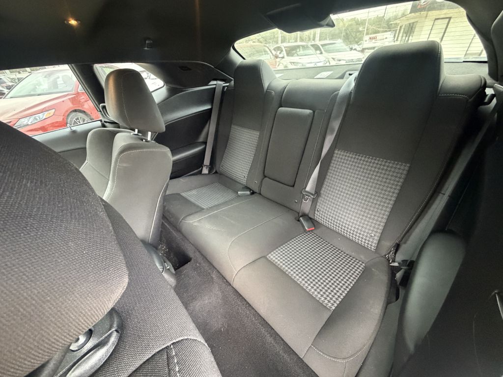 Photo 11 of this DODGE CHALLENGER