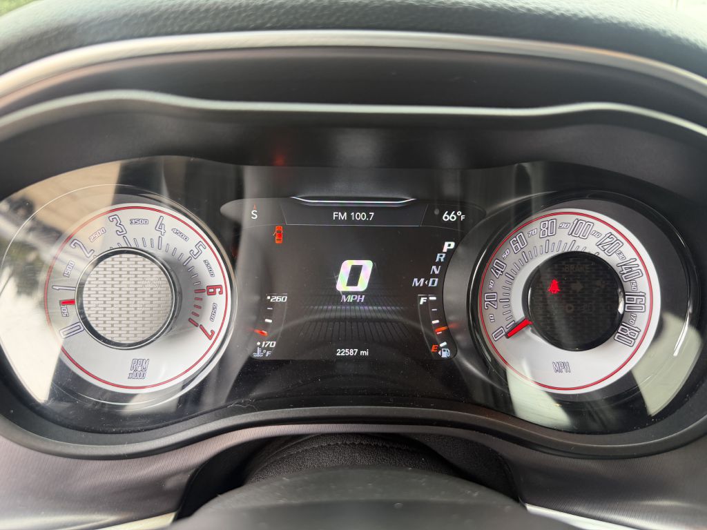 Photo 13 of this DODGE CHALLENGER