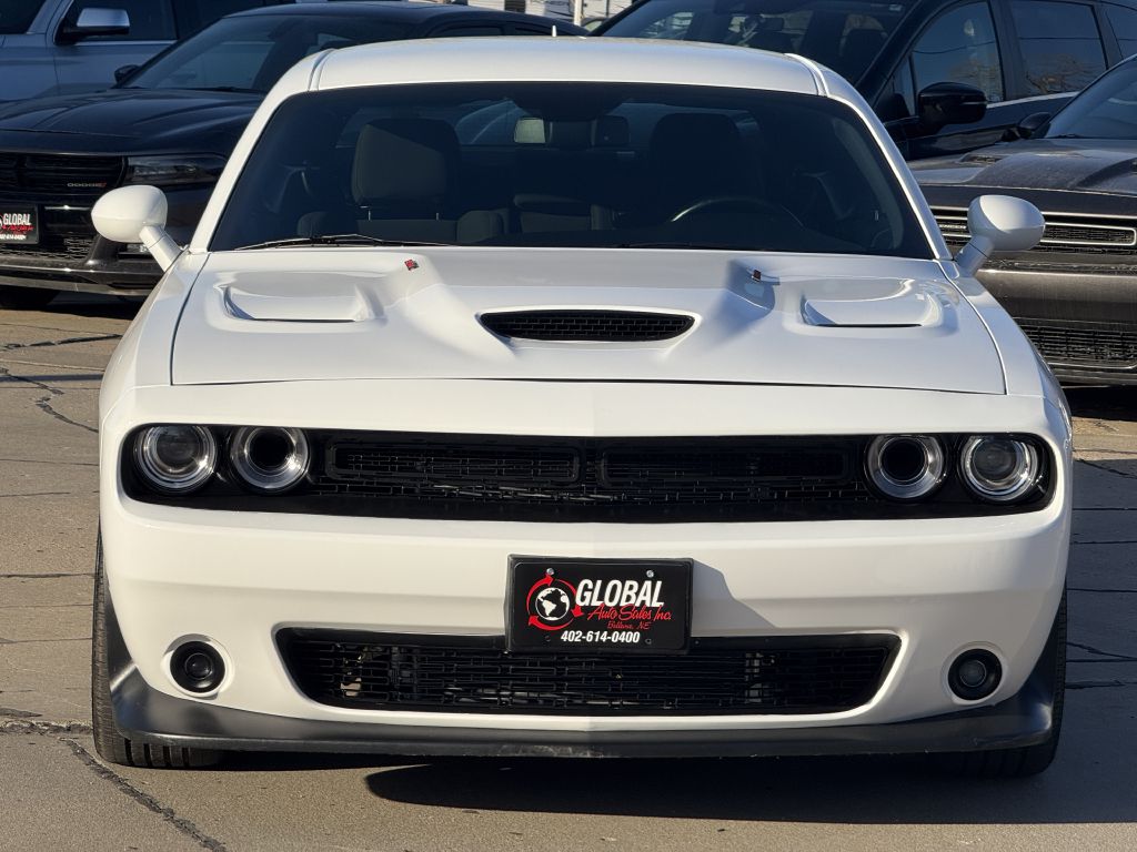 Photo 2 of this DODGE CHALLENGER