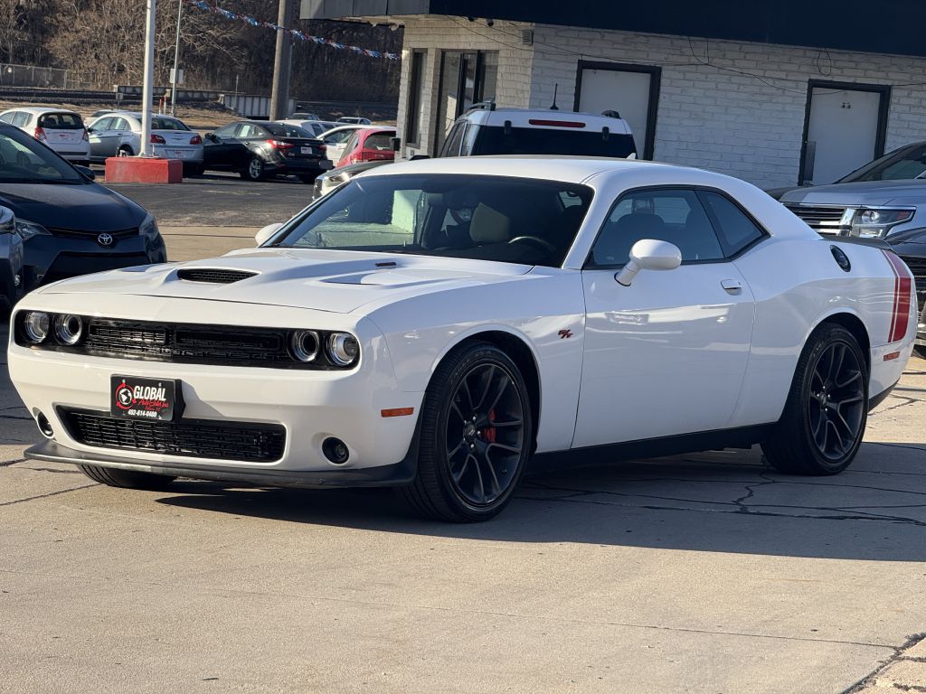 Photo 3 of this DODGE CHALLENGER