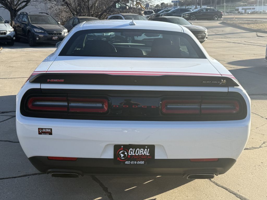 Photo 6 of this DODGE CHALLENGER