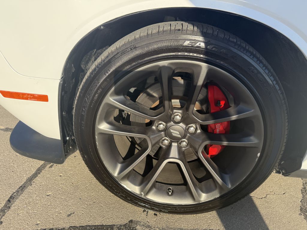 Photo 21 of this DODGE CHALLENGER