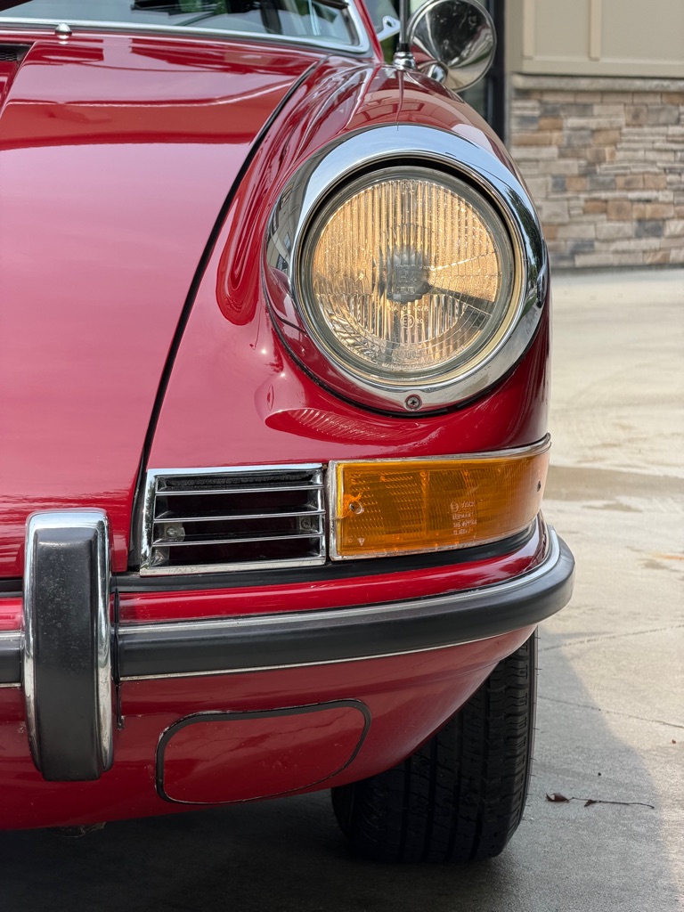 Photo 10 of this PORSCHE 911