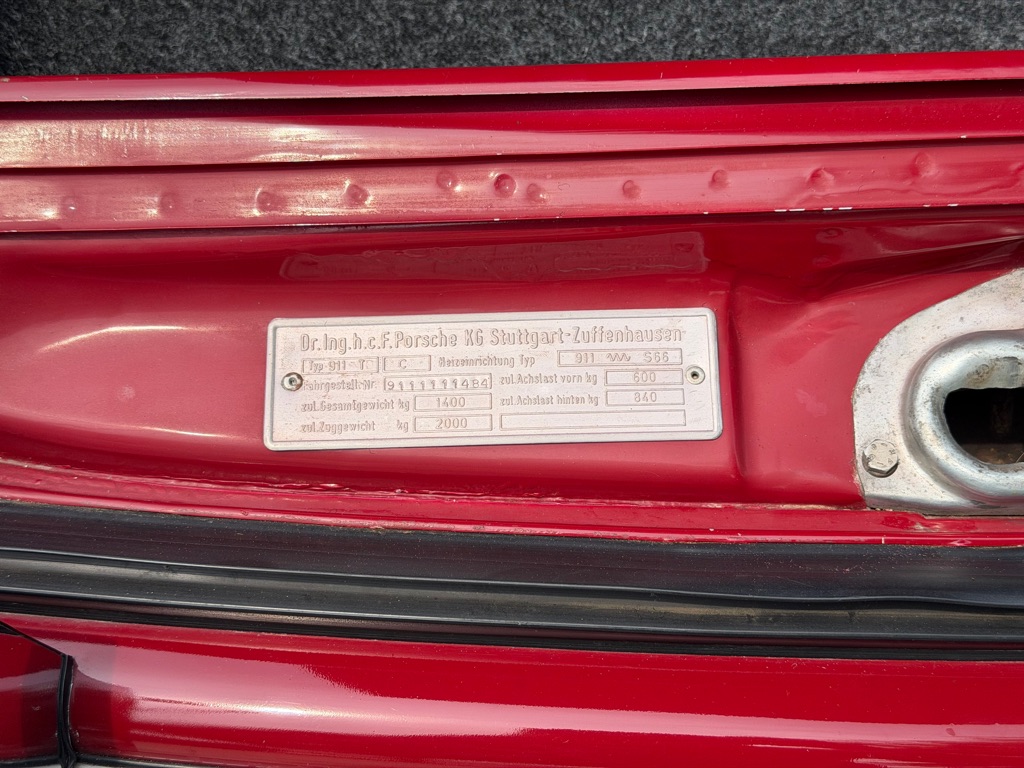 Photo 59 of this PORSCHE 911