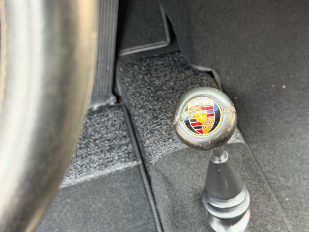 Photo 35 of this PORSCHE 911