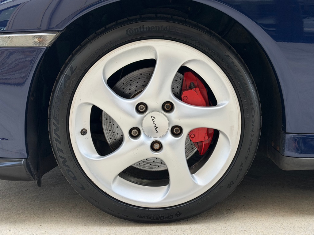 Photo 17 of this PORSCHE 911