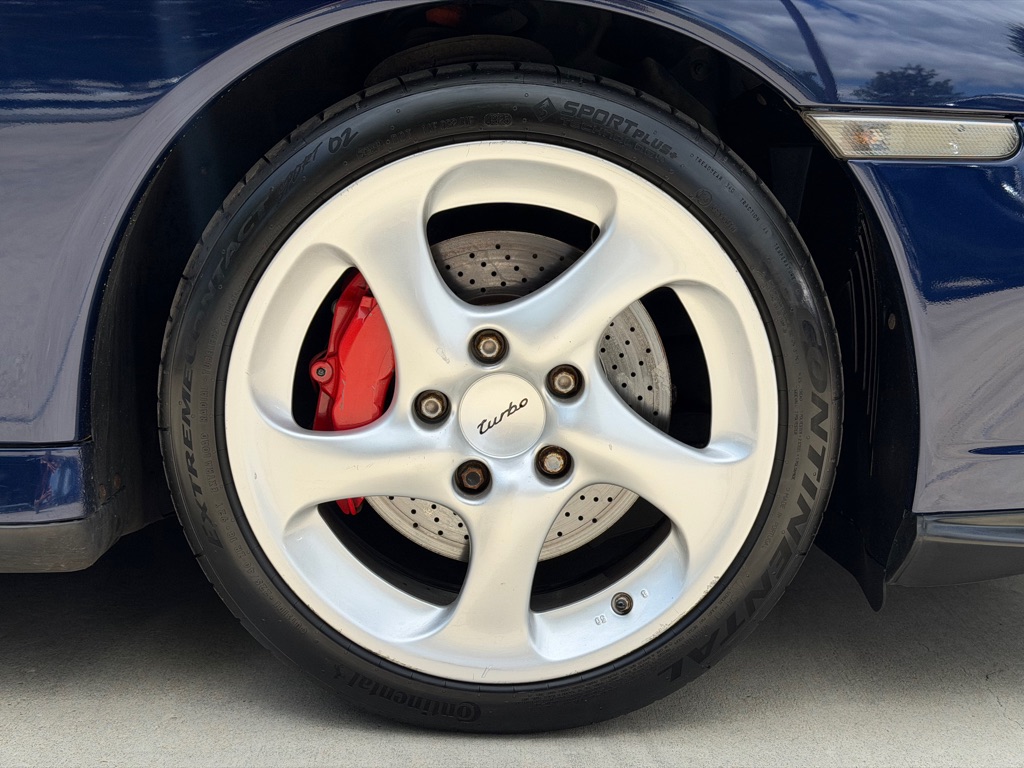 Photo 20 of this PORSCHE 911