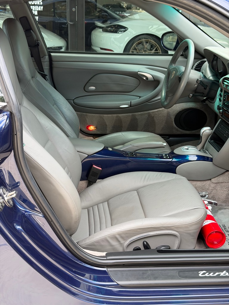 Photo 61 of this PORSCHE 911