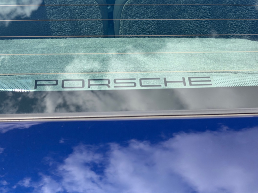 Photo 25 of this PORSCHE 911