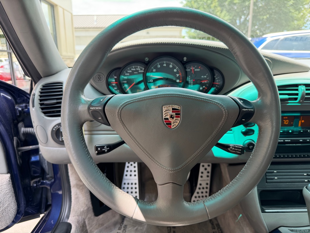 Photo 42 of this PORSCHE 911