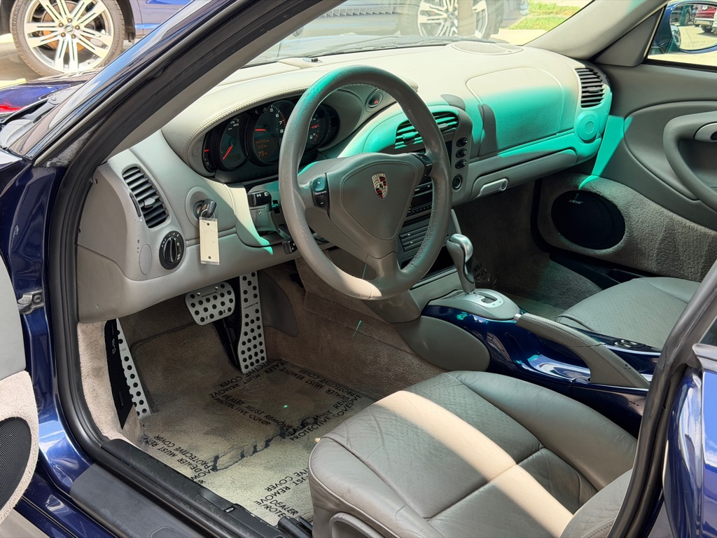 Photo 30 of this PORSCHE 911