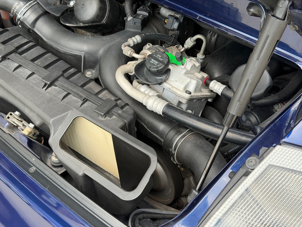 Photo 90 of this PORSCHE 911