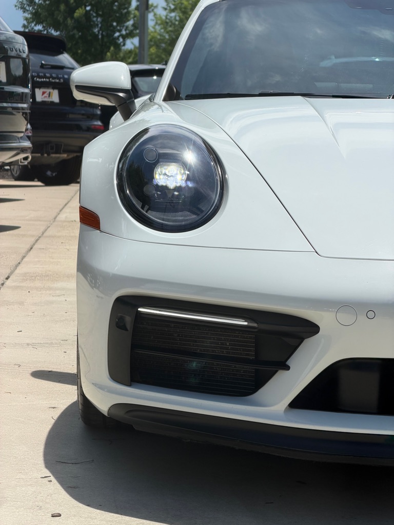 Photo 12 of this PORSCHE 911 4 GTS