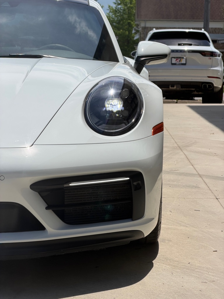 Photo 13 of this PORSCHE 911 4 GTS