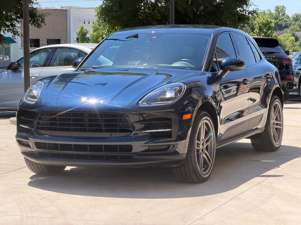 Photo 11 of this PORSCHE MACAN S
