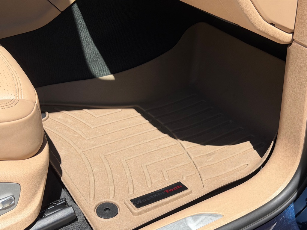 Photo 70 of this PORSCHE MACAN S