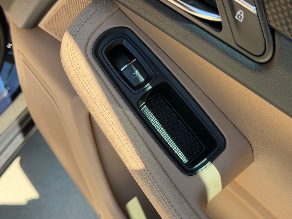 Photo 67 of this PORSCHE MACAN S