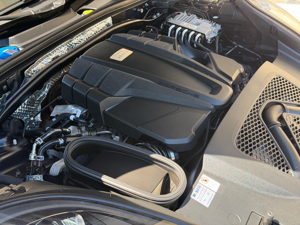 Photo 109 of this PORSCHE MACAN S