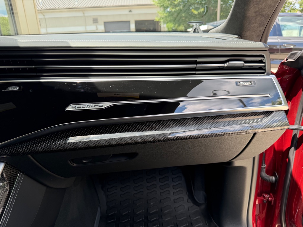 Photo 62 of this AUDI SQ8