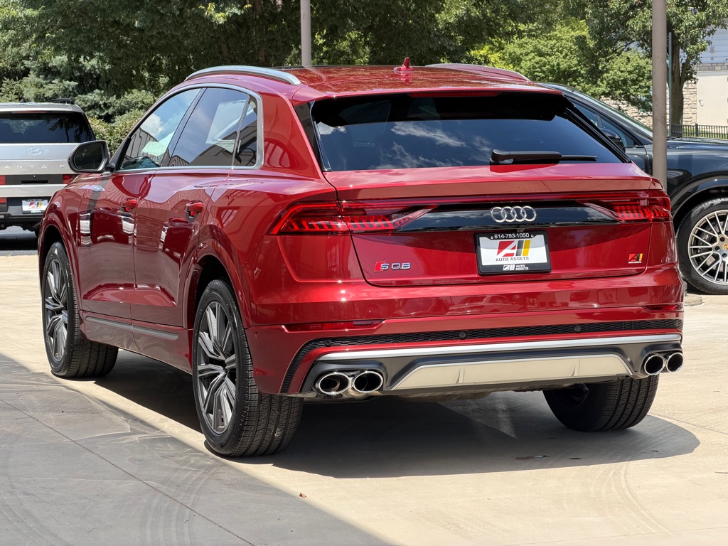 Photo 9 of this AUDI SQ8