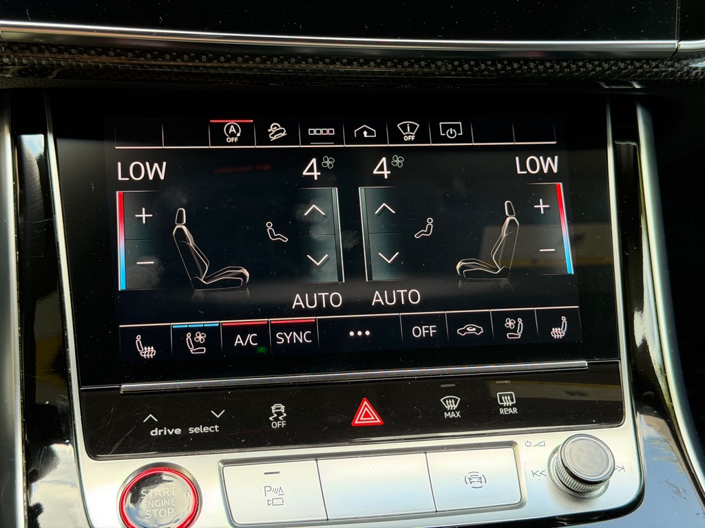 Photo 43 of this AUDI SQ8