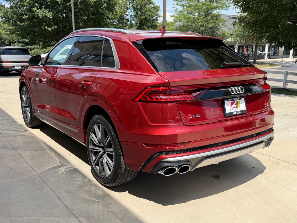 Photo 6 of this AUDI SQ8