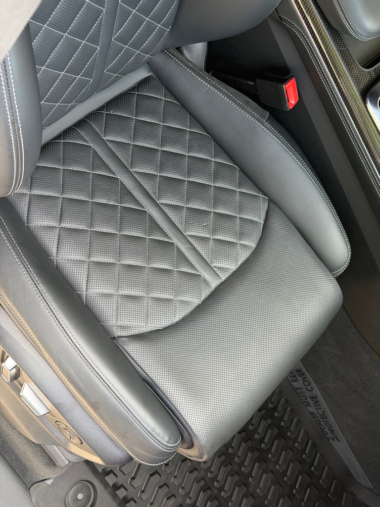 Photo 61 of this AUDI SQ8