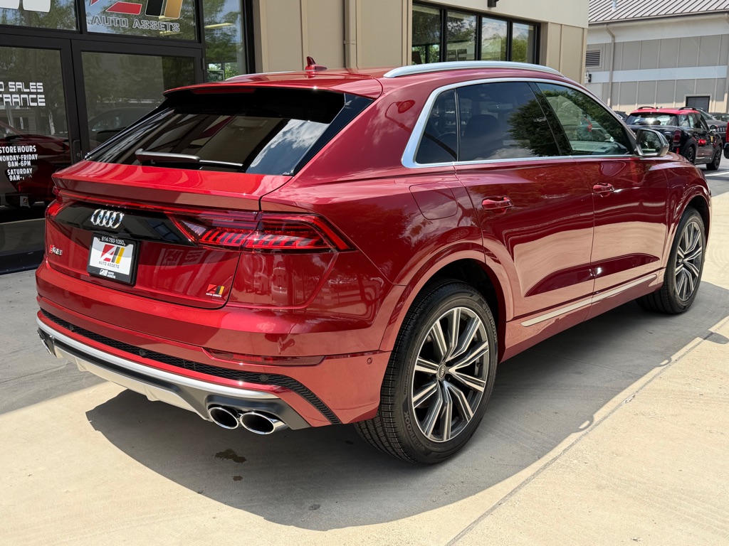 Photo 8 of this AUDI SQ8