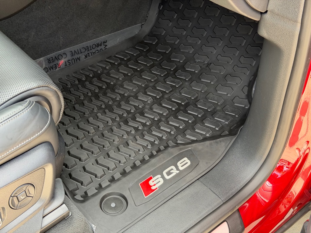 Photo 58 of this AUDI SQ8