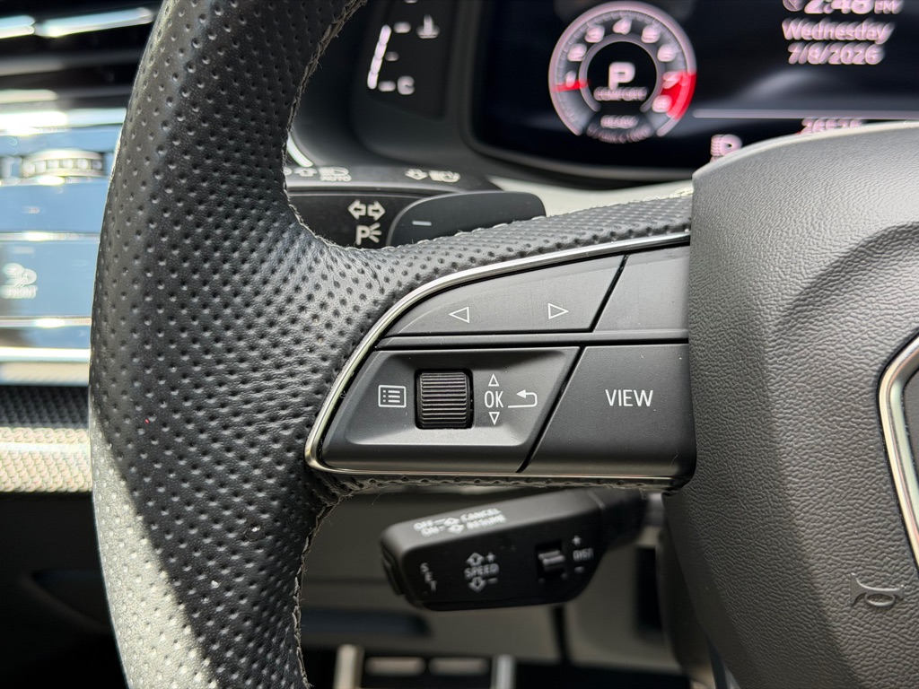Photo 35 of this AUDI SQ8