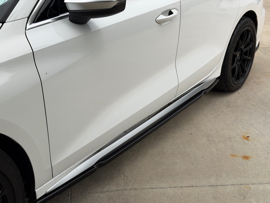 Photo 10 of this AUDI S3