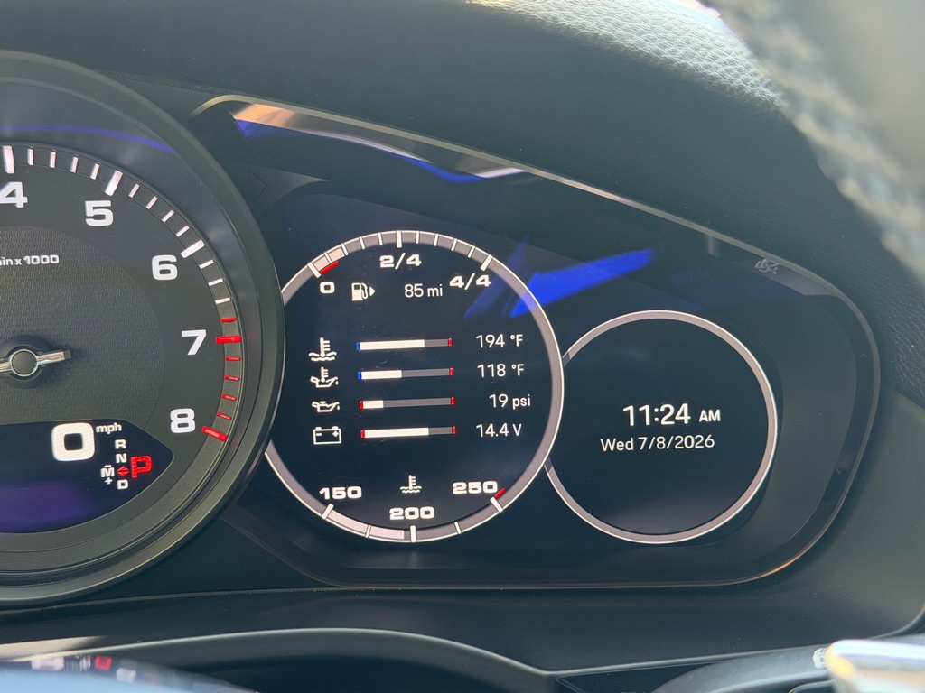 Photo 37 of this PORSCHE CAYENNE