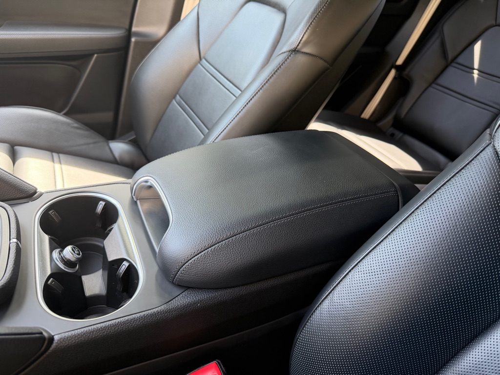 Photo 47 of this PORSCHE CAYENNE