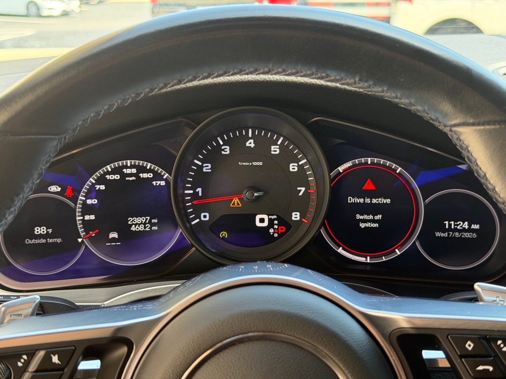 Photo 35 of this PORSCHE CAYENNE